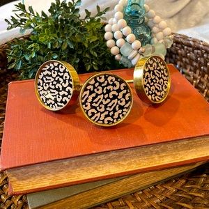 🎉 3/$20 Leopard Print Drawer Pulls (set of 3)